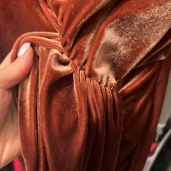 Fashion Nova dress - Picture 4 of 4